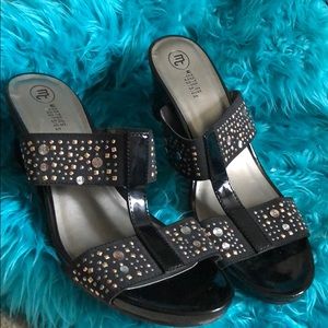 Black Wedge Sandals Perfect for the Season! Sz 9.5
